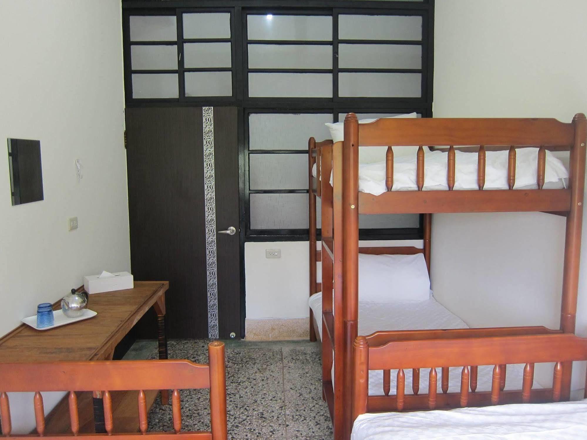 Ferienwohnung Runners' House Taitung Changbin Exterior foto